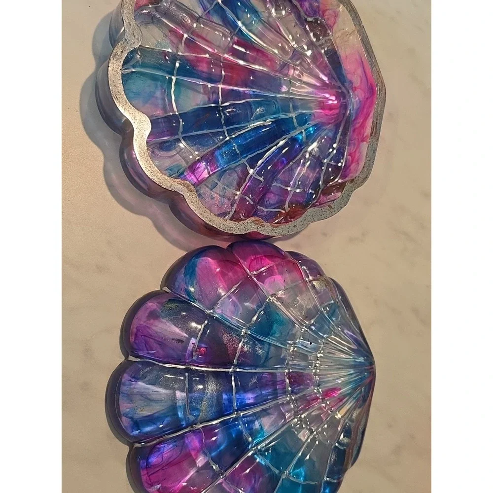 Handmade Resin Clamshell Storage Boxes Trinket Decoration Gift.  1016